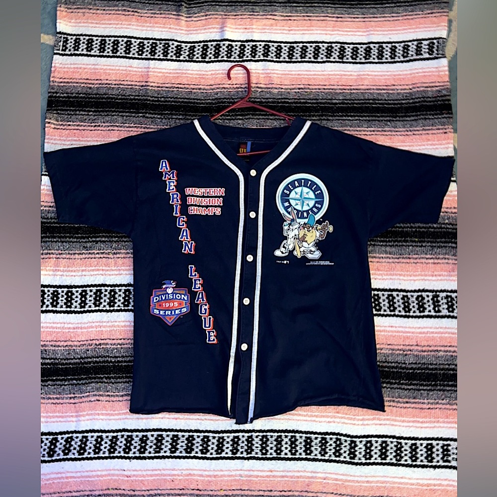 1995 Licensed Seattle Mariners/Looney Toons Cotton Jersey